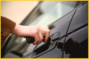Exclusive Locksmith Service Pooler, GA 912-307-9027 - 18-car-unlock
